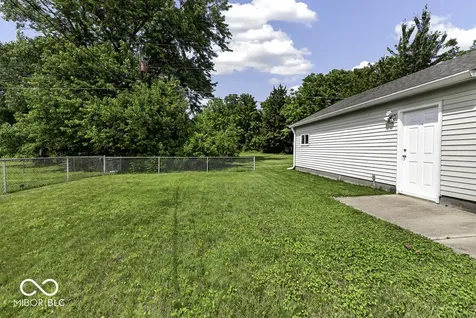 2226 Main Street Beech Grove IN 46107