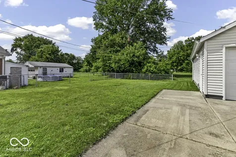 2226 Main Street Beech Grove IN 46107