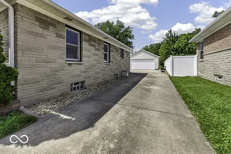 2226 Main Street Beech Grove IN 46107