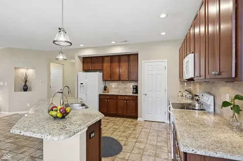 563 Flint Boulevard Fortville IN 46040
