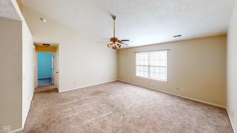 1096 Bumblebee Way Greenfield IN 46140