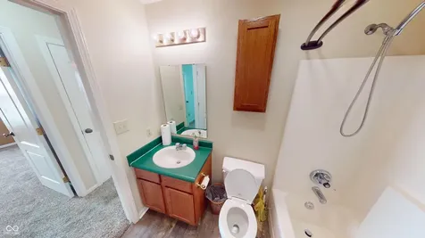 1096 Bumblebee Way Greenfield IN 46140