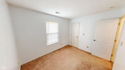 1096 Bumblebee Way Greenfield IN 46140