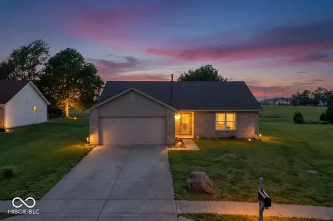 1096 Bumblebee Way Greenfield IN 46140