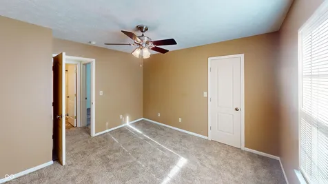 1096 Bumblebee Way Greenfield IN 46140