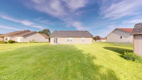 1096 Bumblebee Way Greenfield IN 46140