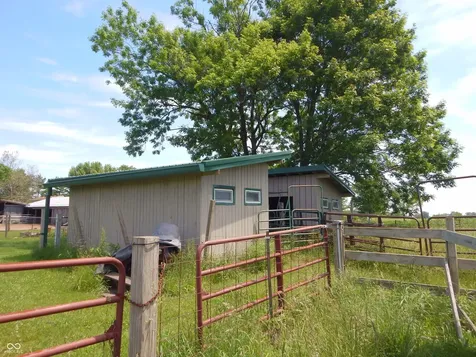 7518 N County Road 75 E Lizton IN 46149