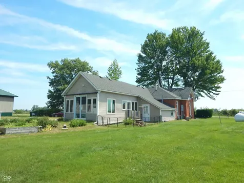 7518 N County Road 75 E Lizton IN 46149