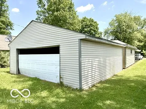 2109 S Delawanda Avenue Muncie IN 47302