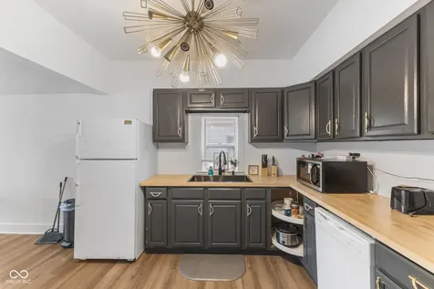 805 N Euclid Avenue Indianapolis IN 46201