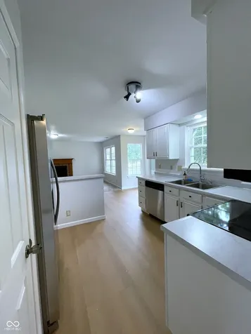 10522 Creekside Woods Drive Indianapolis IN 46239