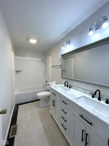 10522 Creekside Woods Drive Indianapolis IN 46239