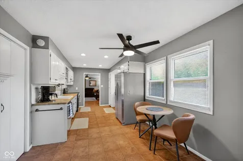 7545 Honnen Drive N Indianapolis IN 46256