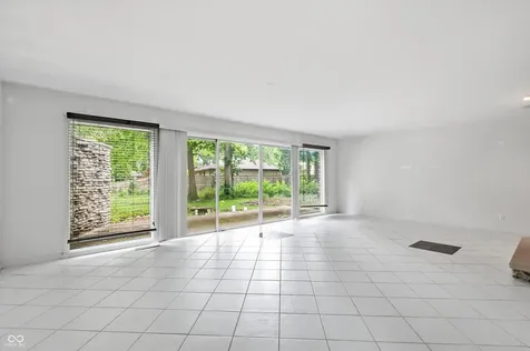 410 Beechview Lane Indianapolis IN 46217