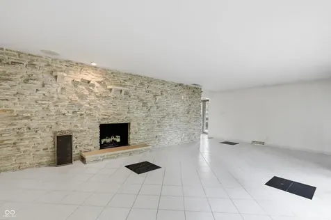 410 Beechview Lane Indianapolis IN 46217