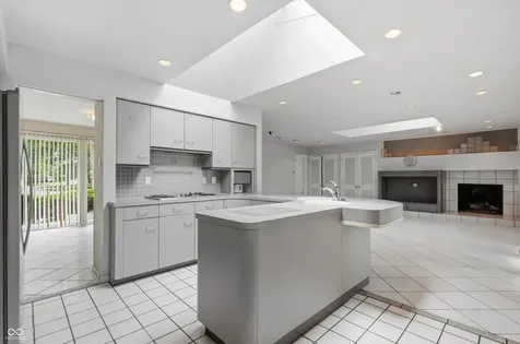 410 Beechview Lane Indianapolis IN 46217