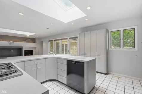 410 Beechview Lane Indianapolis IN 46217