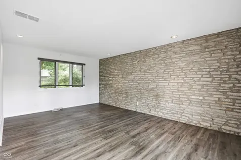 410 Beechview Lane Indianapolis IN 46217