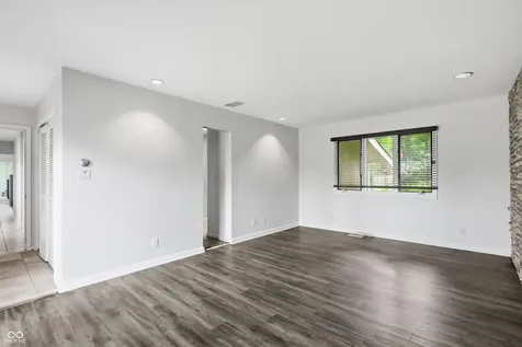 410 Beechview Lane Indianapolis IN 46217