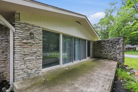 410 Beechview Lane Indianapolis IN 46217