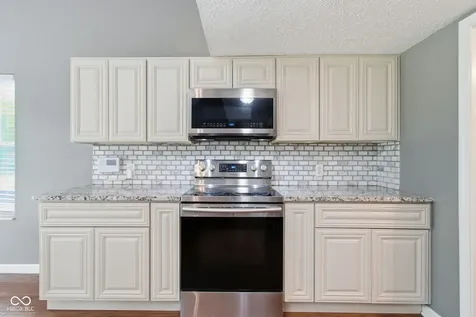 11133 Cowan Lake Court Indianapolis IN 46235