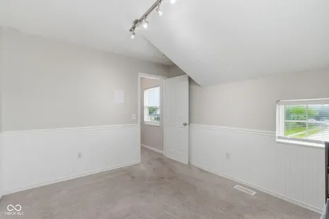 11133 Cowan Lake Court Indianapolis IN 46235