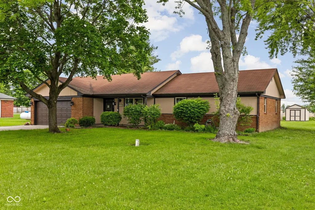 4762 W 1120 N New Palestine IN 46163