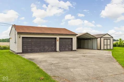 4762 W 1120 N New Palestine IN 46163