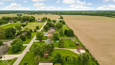 4762 W 1120 N New Palestine IN 46163