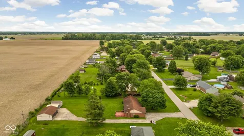 4762 W 1120 N New Palestine IN 46163