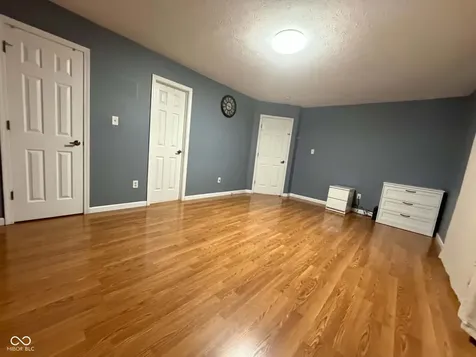 6122 Cheri Court Indianapolis IN 46237