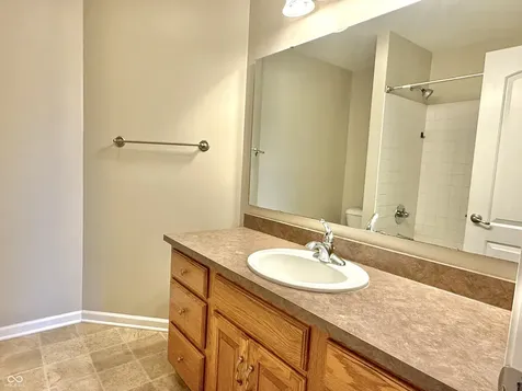 5263 Brooks Bend Greenwood IN 46143