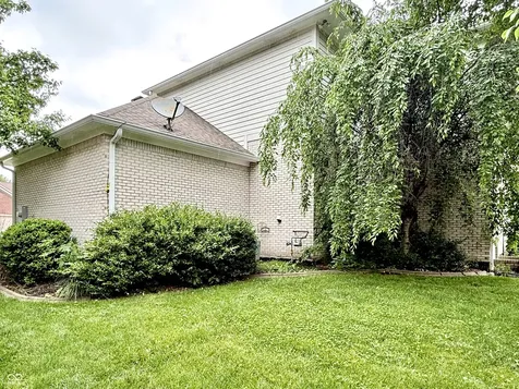 5263 Brooks Bend Greenwood IN 46143