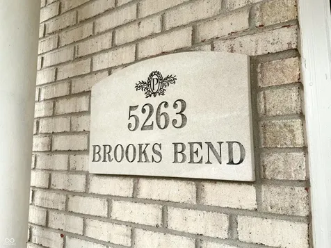 5263 Brooks Bend Greenwood IN 46143