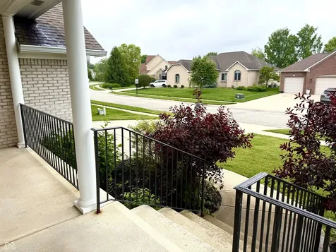 5263 Brooks Bend Greenwood IN 46143