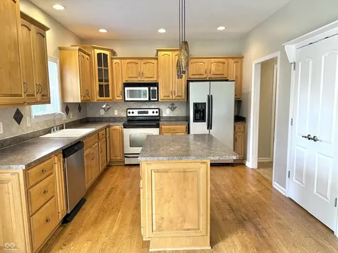 5263 Brooks Bend Greenwood IN 46143