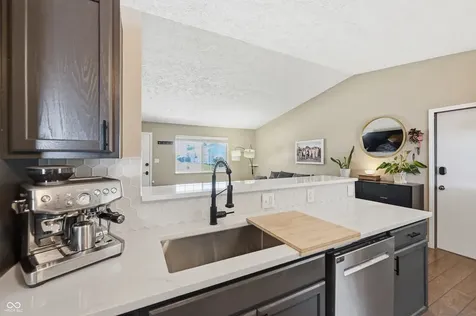 8016 Bryan Drive Indianapolis IN 46227