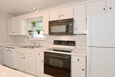 55 W Harrison Street Mooresville IN 46158