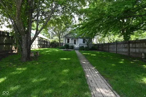 55 W Harrison Street Mooresville IN 46158