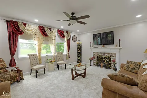 525 Viburnum Run Westfield IN 46074