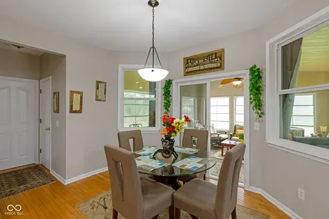 525 Viburnum Run Westfield IN 46074