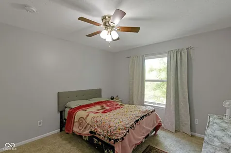 525 Viburnum Run Westfield IN 46074