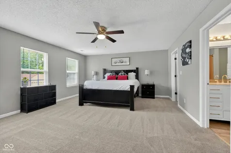 9941 Comb Run Court Avon IN 46123