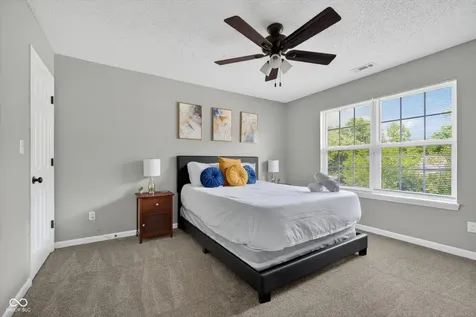 9941 Comb Run Court Avon IN 46123