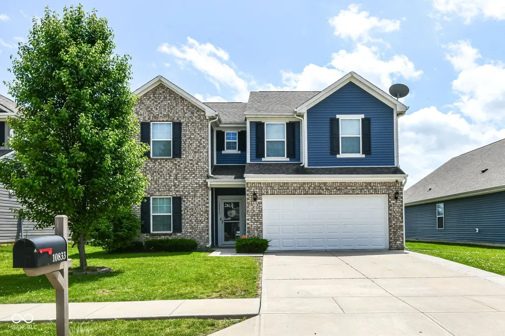 10833 Hunter Lake Lane Indianapolis IN 46239