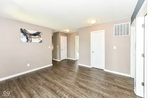 10833 Hunter Lake Lane Indianapolis IN 46239