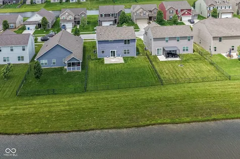 10833 Hunter Lake Lane Indianapolis IN 46239