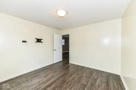 10833 Hunter Lake Lane Indianapolis IN 46239