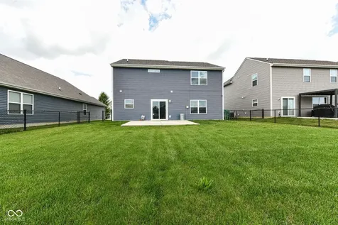 10833 Hunter Lake Lane Indianapolis IN 46239