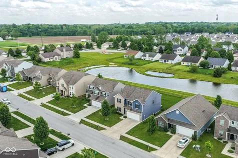 10833 Hunter Lake Lane Indianapolis IN 46239